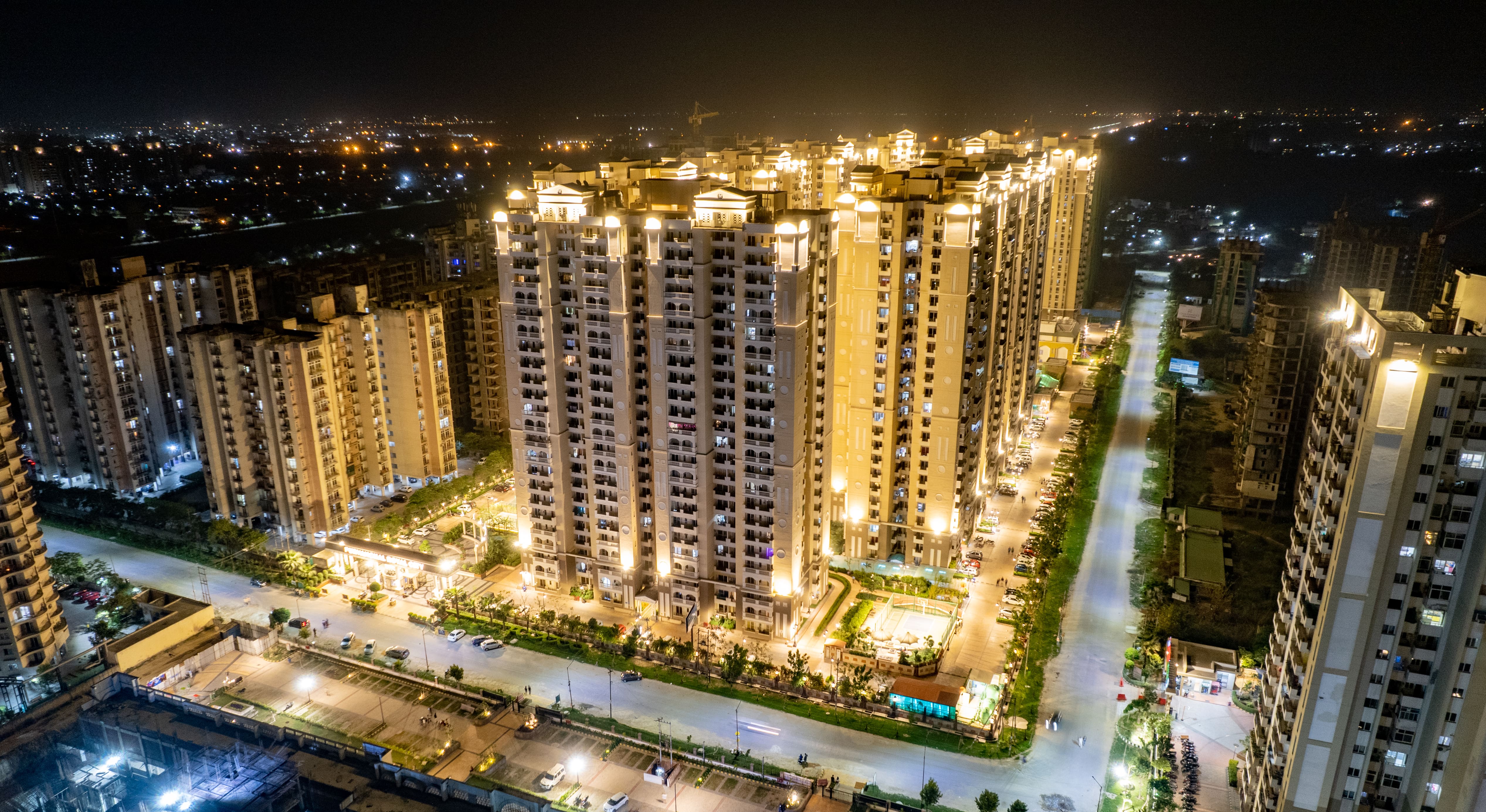 Purvanchal Royal City Phase II: Where Luxury Meets Affordability